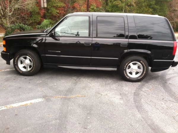 2000 Chevrolet Tahoe  for Sale $7,500 