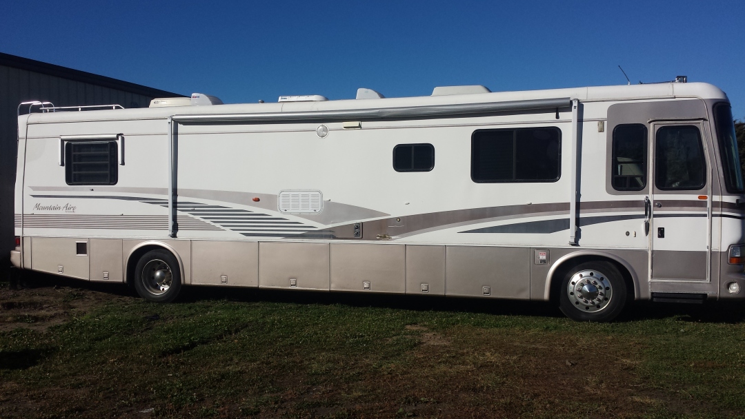 Newmar mountainaire for Sale in Edmonton, AB | RacingJunk