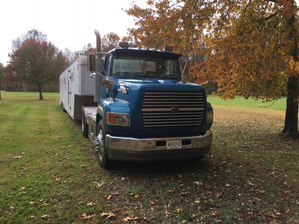  1996 FORD TRACTOR & 1997 UNITED TRAILER  for Sale $24,500 