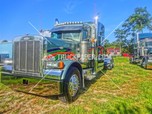 2007 Peterbilt 379 Extended Hood 