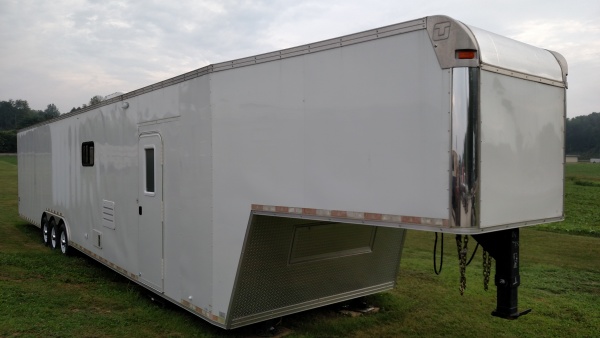 2012 United 48' with LQ  for Sale $49,500 