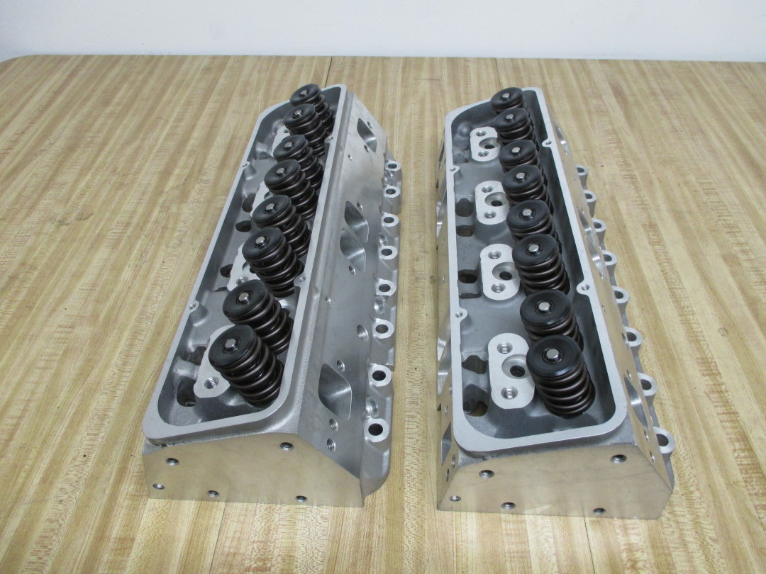 SBC Aluminum Cylinder Heads CNC for Sale in ANAHEIM, CA RacingJunk